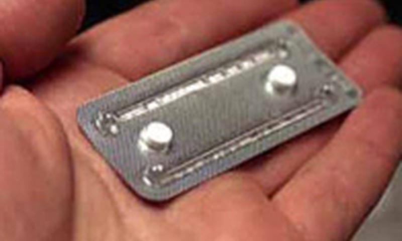 Avārijas kontracepcijas iegāde bez receptes neveicina riska uzvedību