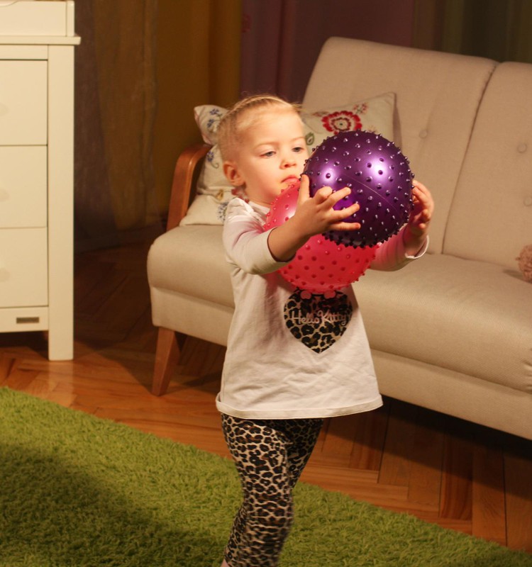 Tava divgadniece pārlieku pucējas? Maini savus ieradumus! 