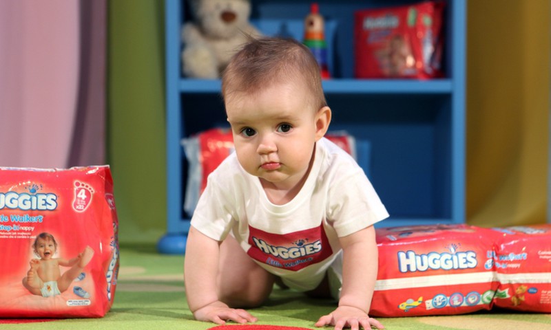 Ietaupi, pērkot Huggies® Little Walkers®  autiņbiksītes!