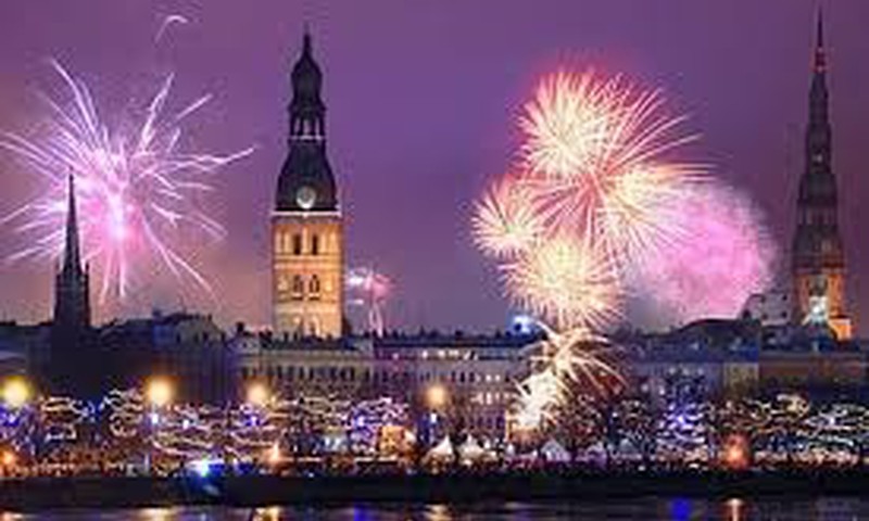 Kur pavadīsi Veco gadu? Ieskaties kā tiks sagaidīts Jaunais gads Latvijas pilsētās