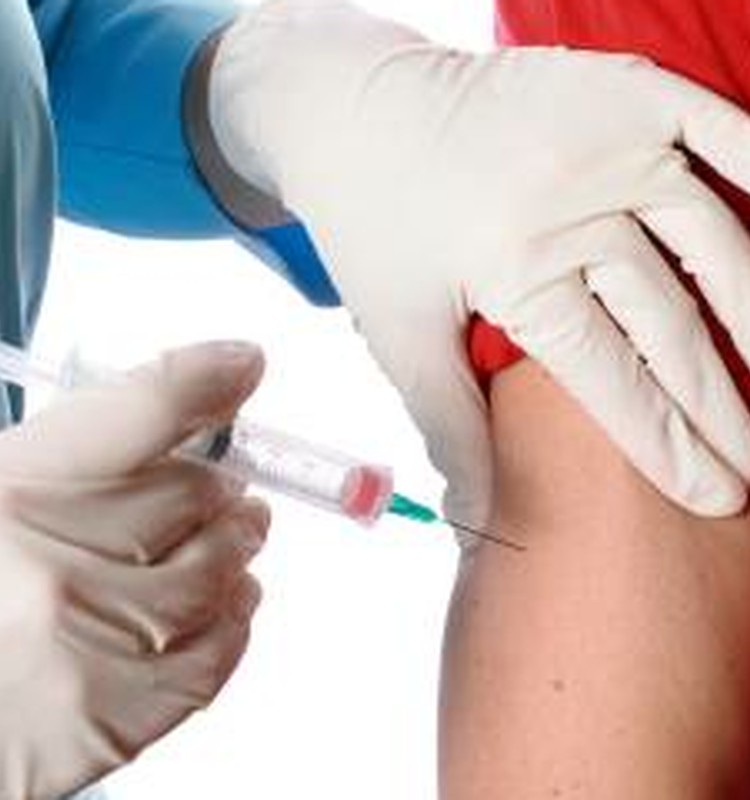 PVO: Līdz ar ziemas iestāšanos grūtniecēm jāsaņem gripas pote pret A/H1N1