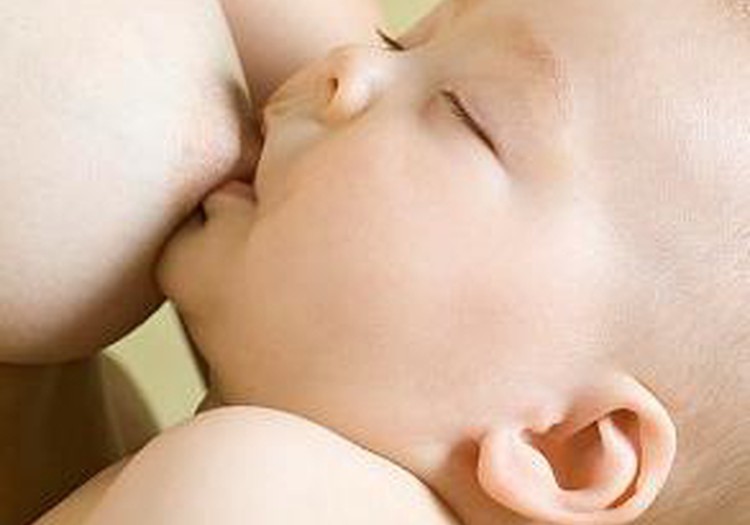 Paldies, ka dalījies pieredzē par krūšu kopšanu bērniņa zīdīšanas laikā!