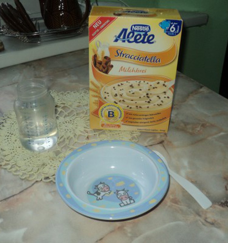 Nestle Alete biezputriņa ar šokolādes gabaliņiem