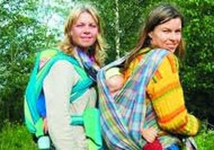 Ar izstādi BKUS "Saulaino dienu bibliotēkā" sāksies "Slingošanas nedēļa 2011"