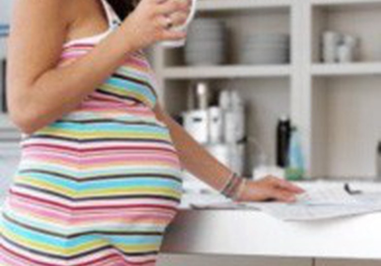Izvēlieties vitamīnus, kuru sastāvā ir folskābe!