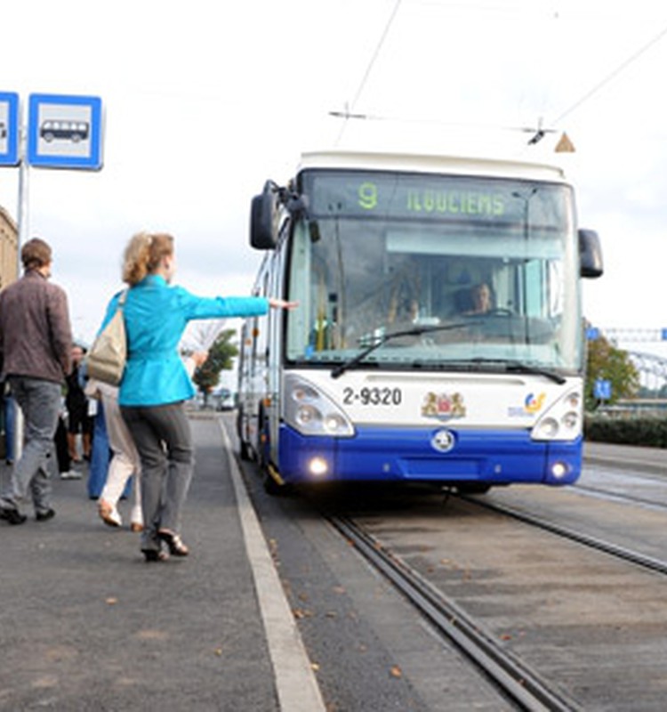 Svētkos sabiedriskais transports būs bez maksas