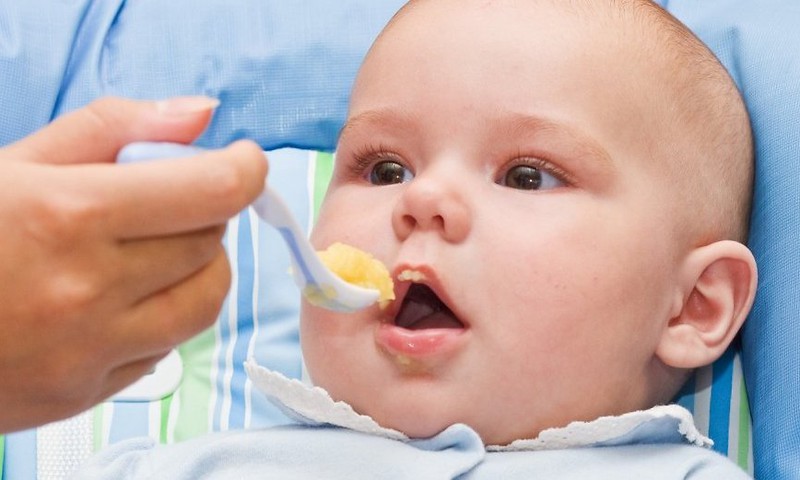 Lekcija 12.decembrī: Kā veidot mazuļa ēdienkarti pēc 5 mēnešu vecuma