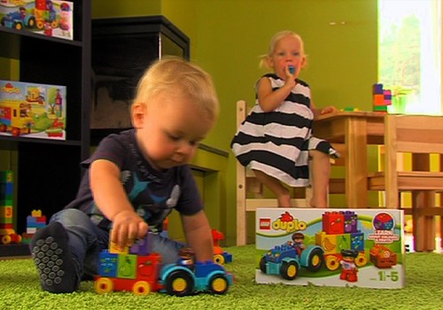 VIDEO: Rotaļas mazuļa attīstībai 2.sērija. Mācāmies krāsas!
