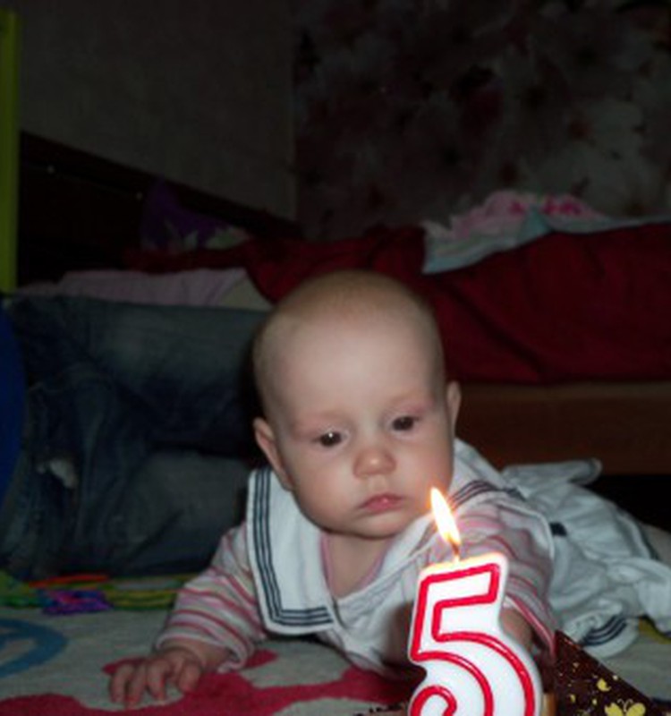 Denīzei jau 5 mēneši