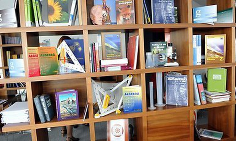 ST sūdzas par finansējuma sadali mācību grāmatām