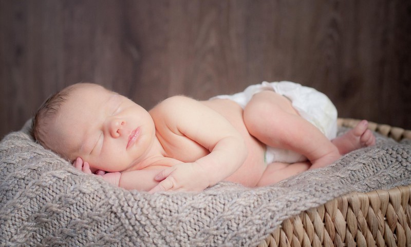 Huggies® Pure īpaši piemērotas jaundzimušo bērniņu kopšanai!