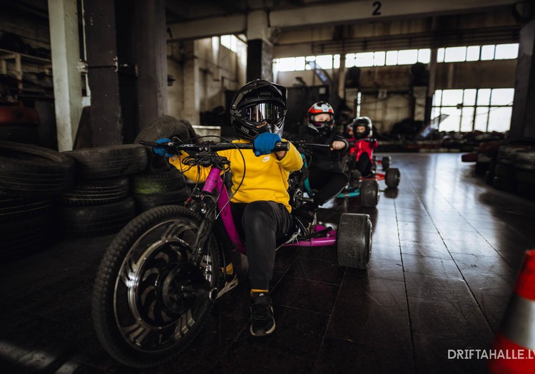 5 iemesli, kāpēc nākamo bērnu vai ģimenes ballīti svinēt Drifta Halle