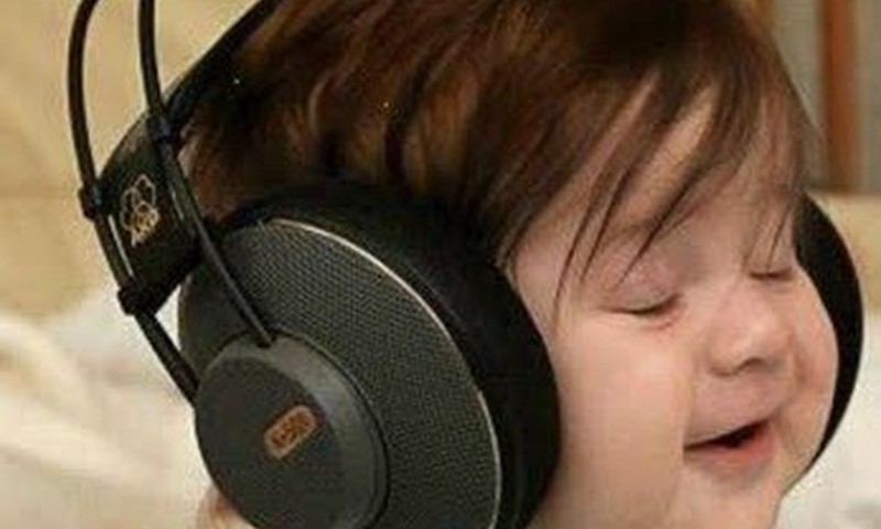 "Māmiņu klubs" turpmāk piedāvās radio raidījumus ģimenēm ar bērniem 