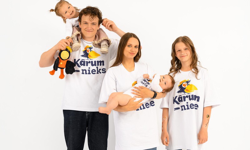Zeķes “sieriņi” un krekls “Kārumniekiem” – zīmols “Kārums” laiž klajā pirmo suvenīru kolekciju!