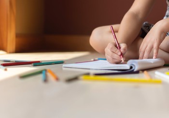 Drīz skola! Izglītojošas rotaļas un uzdevumi, lai sagatavotos skolai