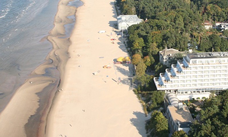 Atpūtu visai ģimenei septembrī Baltic Beach Hotel pelnījusi VASARAS GIDS 2013...