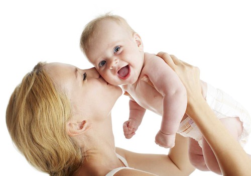 Māmiņas sasparojas – Jums ir iespēja laimēt balvu savam mazulim pēc izvēles – 75 EUR vērtībā!