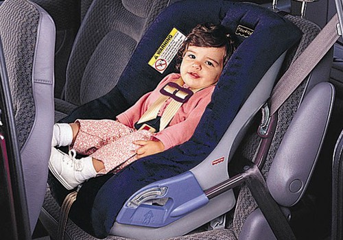 Bērna droša pārvadāšana automašīnā 