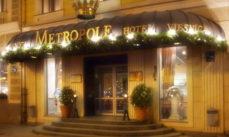 Un atpūtu divatā SemaraH Hotel Metropole viesnīcā Rīgā baudīs..