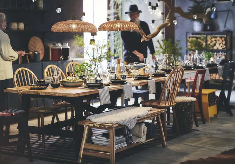 Psiholoģe: gaisma un mājīgums tumšajā laikā palīdz atjaunot mūsu emocionālo līdzsvaru