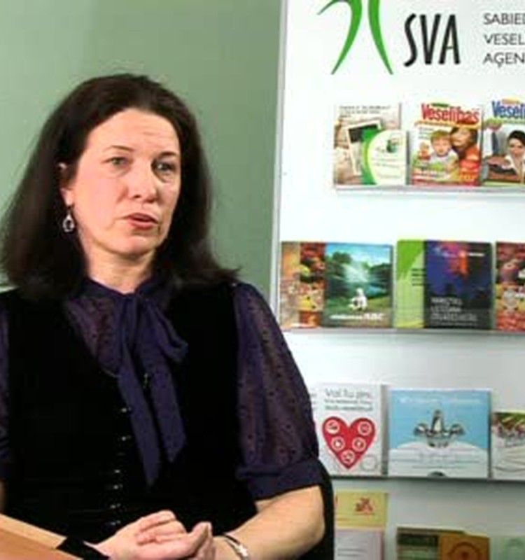 VIDEO: ko darīt, ja ir piemeklējusi pēcdzemdību depresija?