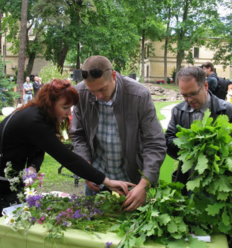 Jāņu ielīgošana Bērnu klīniskās universitātes slimnīcā
