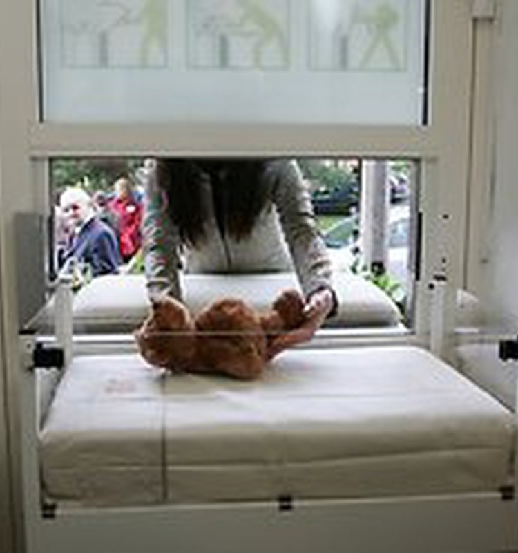 Bērnu slimnīcas glābējsilītē ievietots jau devītais mazulis