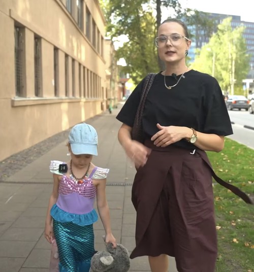 Vai ņemt bērnu līdzi uz kultūras pasākumiem? Psihologa padoms