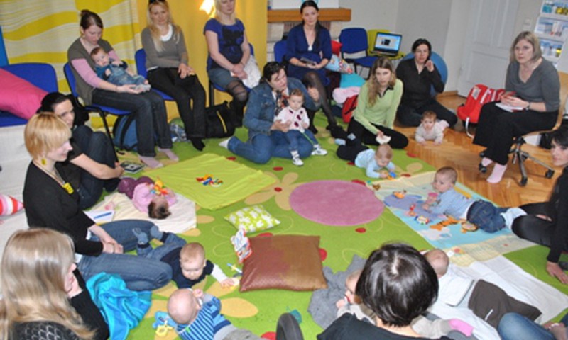 FOTOBLOGS: Māmiņu Kluba Vecāku skolas nodarbības no 20. līdz 24.septembrim