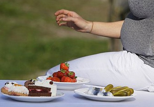 Grūtnieces uzturs ietekmē bērna noslieci uz aptaukošanos