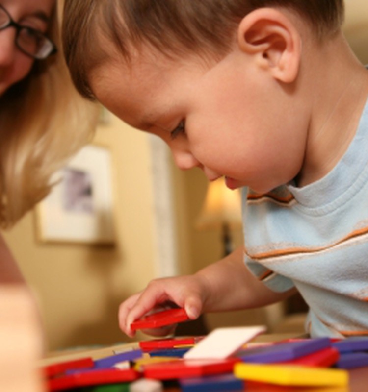 Šodien radio par Montessori pedagoģiju un dabas rotaļlietām