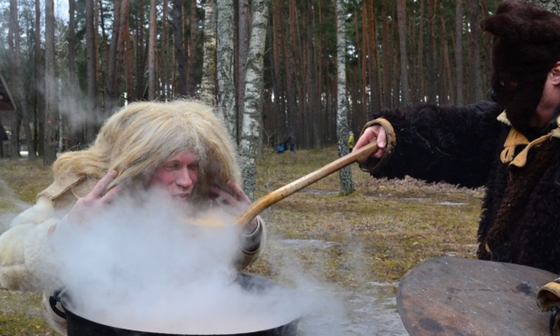 Meteņa svinības brīvdabas muzejā