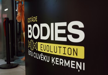 Rīgā tiek atklāta viena no pasaulē pazīstamākajām izstādēm par cilvēka ķermeni - BODIES Evolution