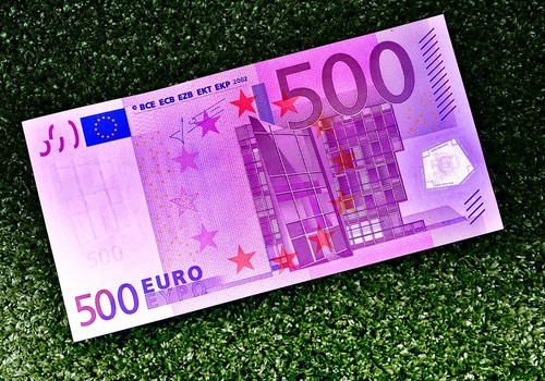 Koalīcija atbalstījusi ideju par 500 eiro atbalsta izmaksu katram bērnam