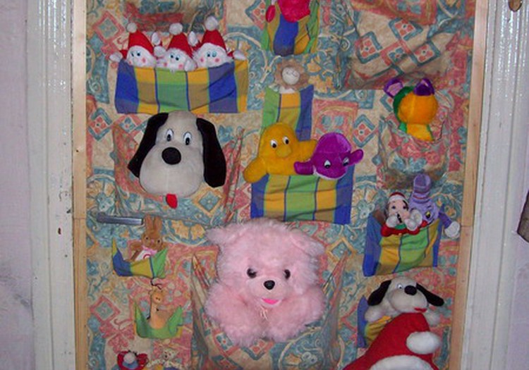 Sienas dekors mīkstajām mantām