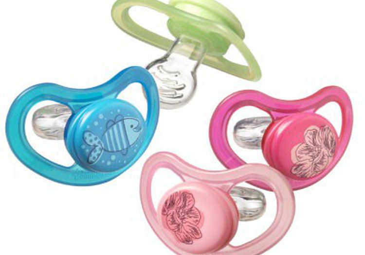 Tommee Tippee māneklīšu sērija jau no dzimšanas brīža