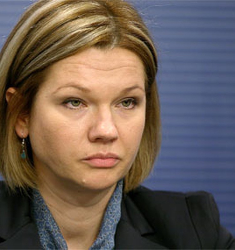 Jurševska sola nesamazināt ģimenes pabalstus
