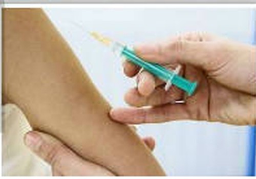 Uzlabo kārtību, kādā tiek ziņots par vakcīnu blakusefektiem 