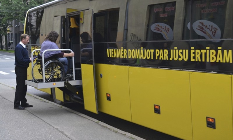 Par cilvēkiem ratiņkrēslos un vecākiem ar bērniem ratiņos „draudzīgiem” Zemgalē atzīti 83 objekti