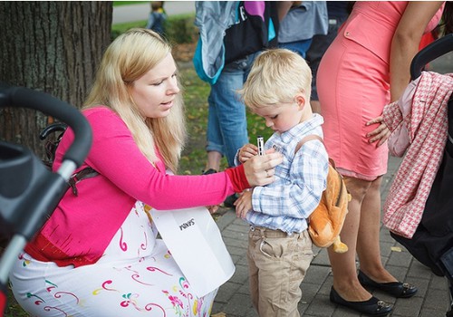 Atbild psihologs: Kā paaugstināt bērna pašvērtējumu?