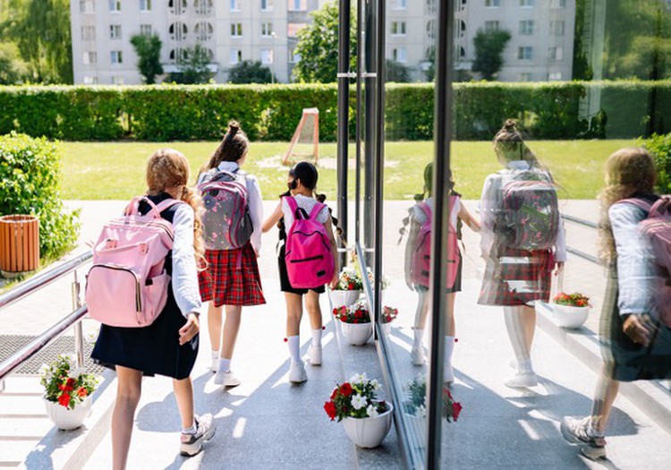 Svētki ienāk mājās: 5 vienkāršas idejas īpašākam 1. septembrim ģimenes lokā