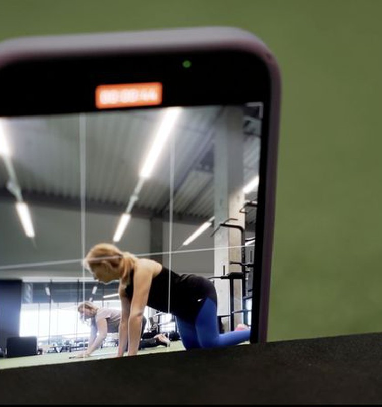 VideoPADOMI: Kā ģērbties sportojot un kādi vingrinājumi ir piemērotākie jaunajai mammai?