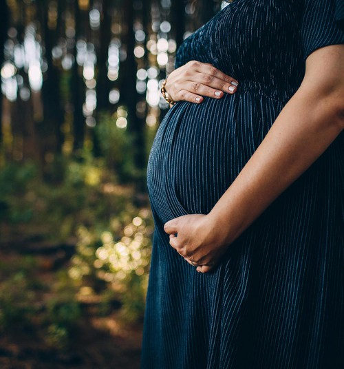 Piedalies aptaujā par trauksmes izplatību sievietēm grūtniecības un pēcdzemdību periodā!