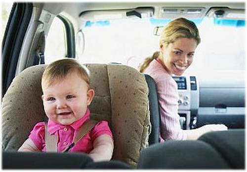 Jauks ceļojums ar bērnu mašīnā 