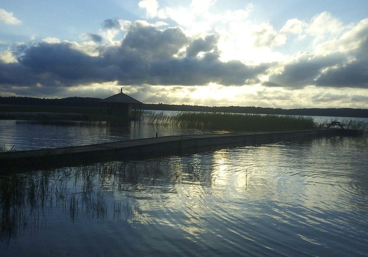 Kempings "Usmas Meķi" pie Usmas ezera, Kurzemē