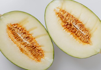 Melones topošās māmiņas uzturā. Ko svarīgi zināt?