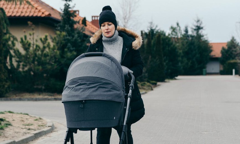 Kas atrodams somā, dodoties pastaigā ar bērniņu?